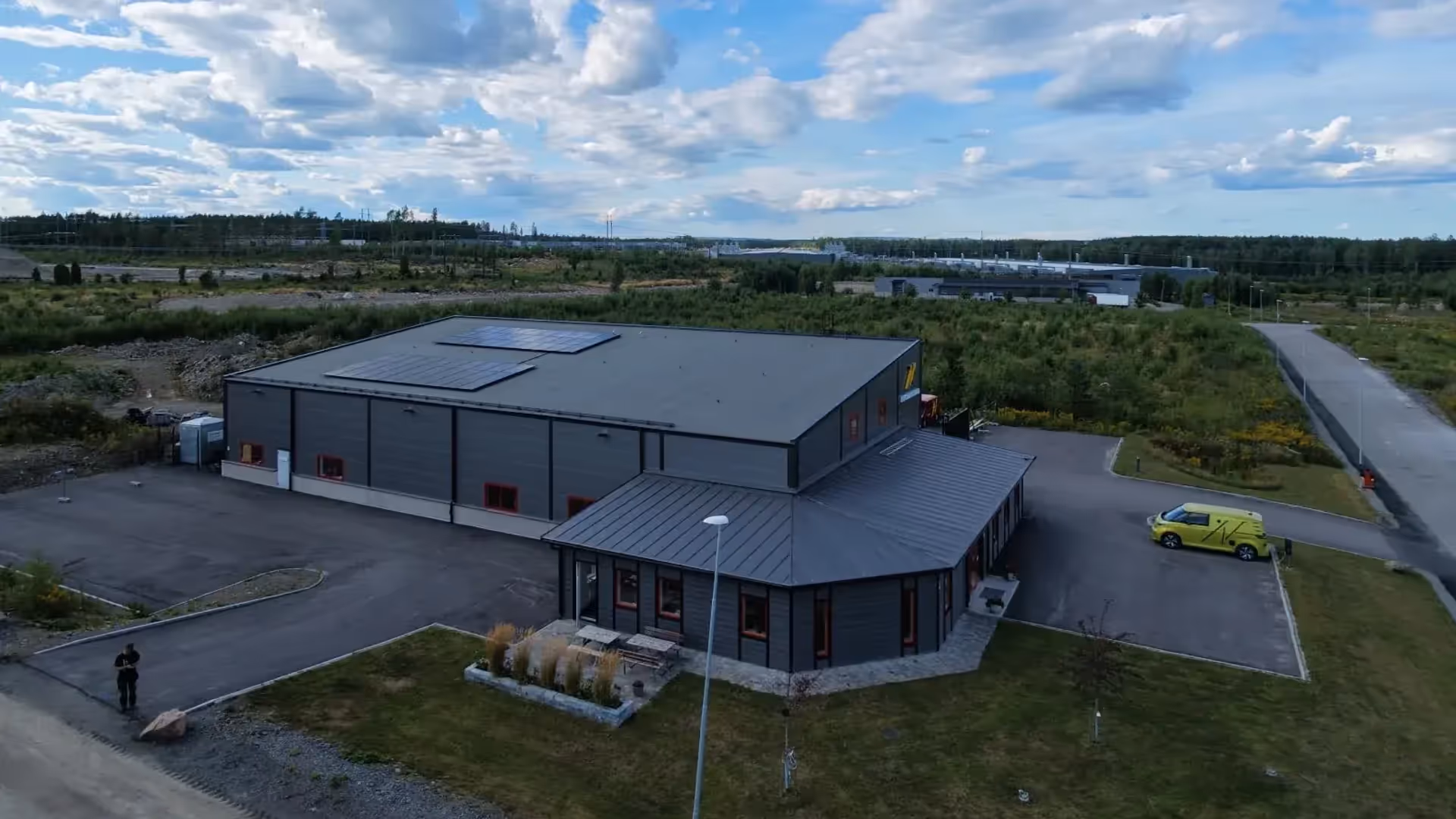 Nygrens El:s anläggning på Stybbvägen i Sandviken sedd uppifrån